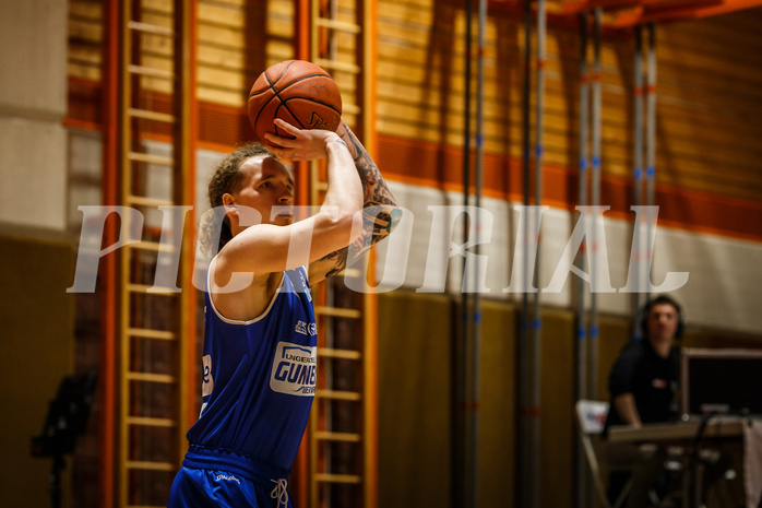Basketball, Basketball Austria, Cup Final Four 2021/22 
Halbfinale 1, BBC Nord Dragonz, Oberwart Gunners, Travis Atson (4)