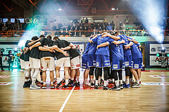 Basketball, Basketball Austria, Cup Final Four 2021/22 
Halbfinale 1, BBC Nord Dragonz, Oberwart Gunners, #featured team huddles