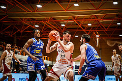 Basketball, Basketball Austria, Cup Final Four 2021/22 
Halbfinale 2, BC Vienna, Gmunden Swans, Tauras Jogela (22)