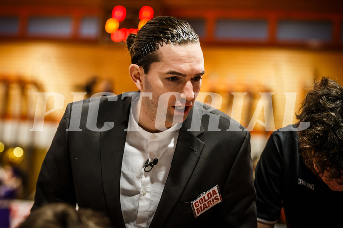 Basketball, Basketball Austria, Cup Final Four 2021/22 
Halbfinale 1, BBC Nord Dragonz, Oberwart Gunners, Felix Jambor (Head Coach)
