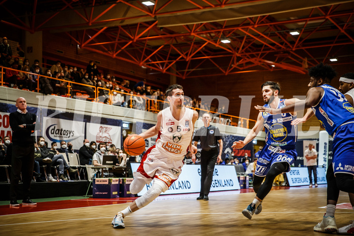 Basketball, Basketball Austria, Cup Final Four 2021/22 
Halbfinale 2, BC Vienna, Gmunden Swans, Bogic Vujosevic (5)