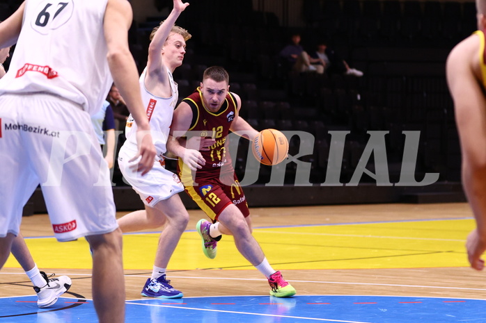 22.12.2024, Graz, Raiffeisen Sportpark Graz, Basketball Zweite Liga 2024/25, Grunddurchgang, Runde 13, Future Team Steiermark vs Safare Traiskirchen Lions NexGen