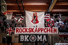 Basketball, 2.Bundesliga, Playoff HF Spiel 2, Mattersburg Rocks, Vienna D.C. Timberwolves, Rocks Block Choreographie