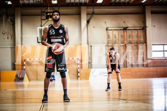 Basketball, 2.Bundesliga, Playoff HF Spiel 2, Mattersburg Rocks, Vienna D.C. Timberwolves, Arnold FRIPP (55)