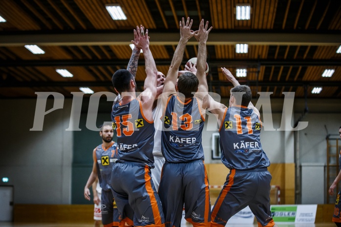 Basketball, Basketball Zweite Liga, Grunddurchgang 8.Runde, Mattersburg Rocks, Fürstenfeld Panthers, Corey HALLETT (13); Ivan Skrobo (15); Krzysztof Kawalek (13); Roland Reinelt (11)
