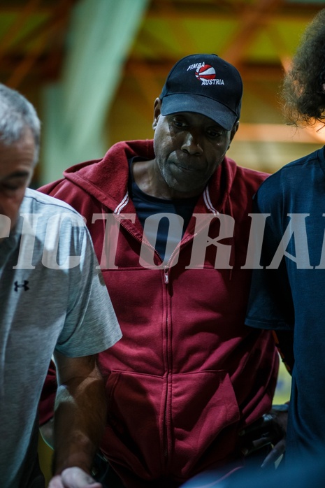 Basketball, Basketball Zweite Liga, Grunddurchgang 8.Runde, BBC Nord Dragonz, Basket Flames, Renaldo O´Neal (Ass. Coach)