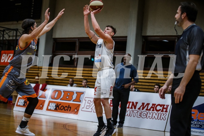 Basketball, Basketball Zweite Liga, Grunddurchgang 8.Runde, Mattersburg Rocks, Fürstenfeld Panthers, Jan NICOLI (6)