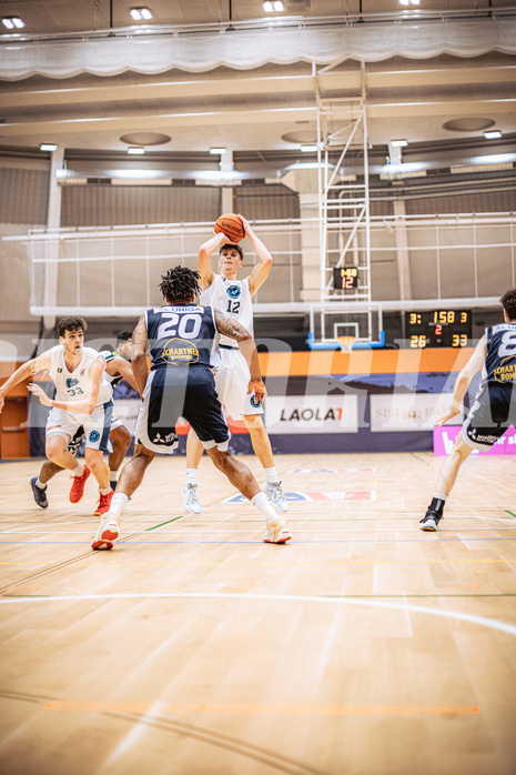 Basketball, Win2Day Superliga 2022/23, Grunddurchgang 8.Runde, Vienna Timberwolves, Gmunden Swans, Jakob Lohr (12)