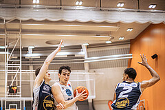 Basketball, Win2Day Superliga 2022/23, Grunddurchgang 8.Runde, Vienna Timberwolves, Gmunden Swans, Paul Rotter (66)