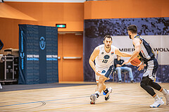 Basketball, Win2Day Superliga 2022/23, Grunddurchgang 8.Runde, Vienna Timberwolves, Gmunden Swans, Jakob Szkutta (10)