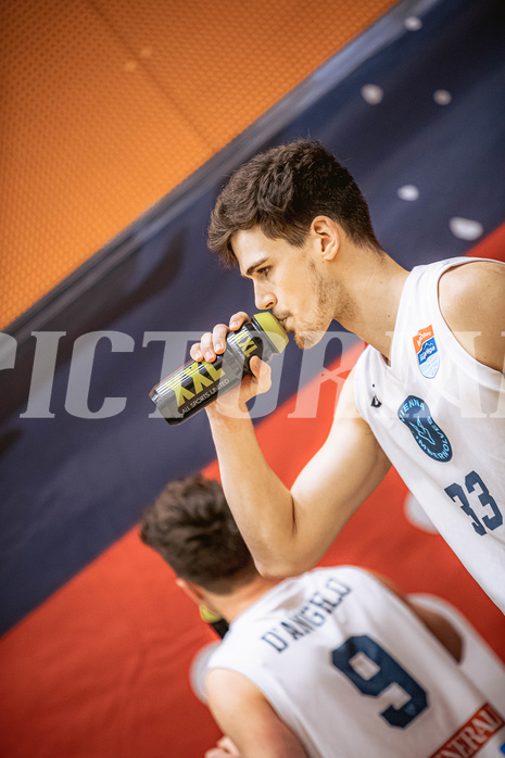 Basketball, Win2Day Superliga 2022/23, Grunddurchgang 8.Runde, Vienna Timberwolves, Gmunden Swans, Chris Vogt (33)