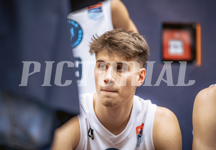 Basketball, Win2Day Superliga 2022/23, Grunddurchgang 8.Runde, Vienna Timberwolves, Gmunden Swans, Jakob Lohr (12)