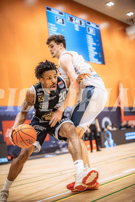 Basketball, Win2Day Superliga 2022/23, Grunddurchgang 8.Runde, Vienna Timberwolves, Gmunden Swans, Urald King (20)