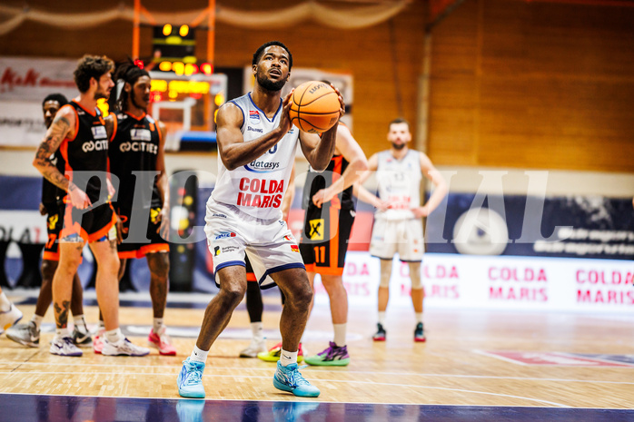 Basketball, win2day Basketball Superliga 2023/224, 5.Qualifikationsrunde, BBC Nord Dragonz, Fürstenfeld Panthers, Austen Awosika (10)