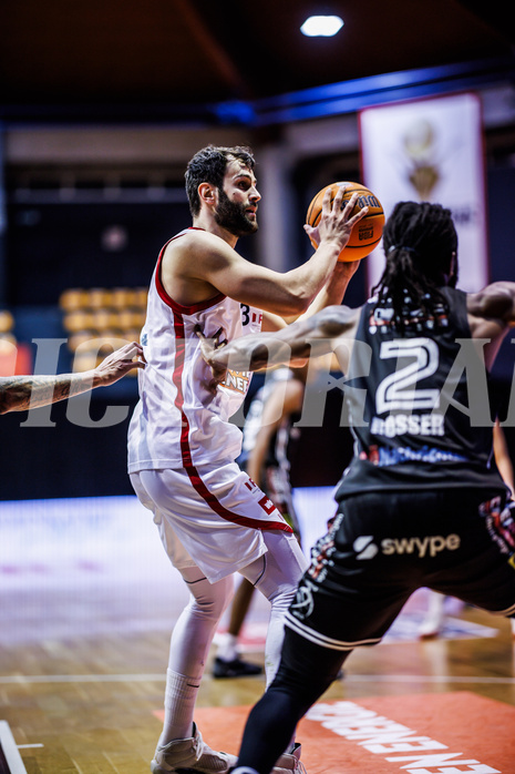 Basketball, Win2Day Superliga 2024/25, Grunddurchgang 17.Runde, BC Vienna, Flyers Wels, Ivan Gavrilovic (23)