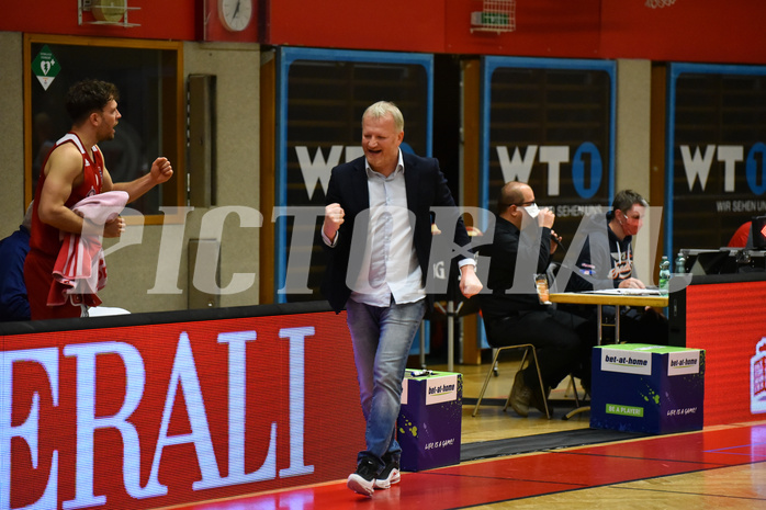Basketball Superliga 2020/21, Grunddurchgang 8. Runde Flyers Wels vs. BC Vienna,  Luigi Gresta (Head Coach),

