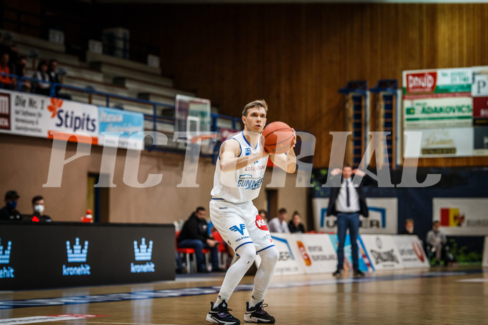Basketball, bet-at-home Basketball Superliga 2021/22, Grunddurchgang Runde 14, Oberwart Gunners, Vienna D.C. Timberwolves, Jonathan Knessl (12)