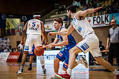 Basketball, bet-at-home Basketball Superliga 2021/22, Grunddurchgang Runde 14, Oberwart Gunners, Vienna D.C. Timberwolves, Paul Rotter (66)