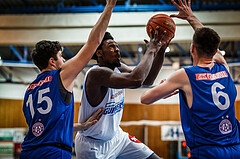Basketball, bet-at-home Basketball Superliga 2021/22, Grunddurchgang Runde 14, Oberwart Gunners, Vienna D.C. Timberwolves, Emondre Rickman (14)