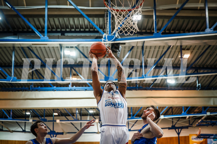 Basketball, bet-at-home Basketball Superliga 2021/22, Grunddurchgang Runde 14, Oberwart Gunners, Vienna D.C. Timberwolves, Rob Howard (5)