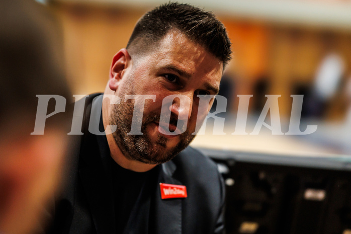 Basketball, win2day Basketball Superliga 2023/224, 09. Qualifikationsrunde, BBC Nord Dragonz, Oberwart Gunners, Horst Leitner (Head Coach)