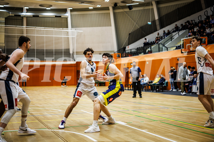 Basketball, Basketball Zweite Liga 2024/25, Grunddurchgang 17.Runde, Vienna Timberwolves, Future Team Steiermark, Corneluis Stubenvoll (15), Moritz Gauster (9)
