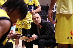 28.04.2024, Graz, Raiffeisen Sportpark Graz, Basketball Superliga 2023/24, Playoffs, Viertelfinale, Spiel 4, UBSC Raiffeisen Graz - Raiffeisen Flyers Wels 