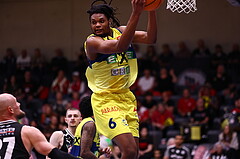 28.04.2024, Graz, Raiffeisen Sportpark Graz, Basketball Superliga 2023/24, Playoffs, Viertelfinale, Spiel 4, UBSC Raiffeisen Graz - Raiffeisen Flyers Wels 