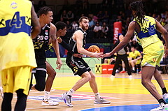 28.04.2024, Graz, Raiffeisen Sportpark Graz, Basketball Superliga 2023/24, Playoffs, Viertelfinale, Spiel 4, UBSC Raiffeisen Graz - Raiffeisen Flyers Wels 
