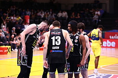 28.04.2024, Graz, Raiffeisen Sportpark Graz, Basketball Superliga 2023/24, Playoffs, Viertelfinale, Spiel 4, UBSC Raiffeisen Graz - Raiffeisen Flyers Wels 