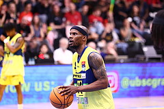 28.04.2024, Graz, Raiffeisen Sportpark Graz, Basketball Superliga 2023/24, Playoffs, Viertelfinale, Spiel 4, UBSC Raiffeisen Graz - Raiffeisen Flyers Wels 