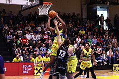 28.04.2024, Graz, Raiffeisen Sportpark Graz, Basketball Superliga 2023/24, Playoffs, Viertelfinale, Spiel 4, UBSC Raiffeisen Graz - Raiffeisen Flyers Wels 