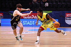 28.04.2024, Graz, Raiffeisen Sportpark Graz, Basketball Superliga 2023/24, Playoffs, Viertelfinale, Spiel 4, UBSC Raiffeisen Graz - Raiffeisen Flyers Wels 