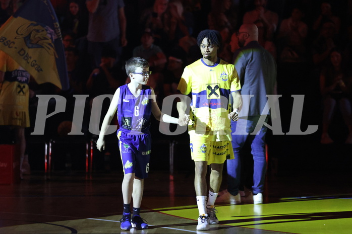 28.04.2024, Graz, Raiffeisen Sportpark Graz, Basketball Superliga 2023/24, Playoffs, Viertelfinale, Spiel 4, UBSC Raiffeisen Graz - Raiffeisen Flyers Wels 