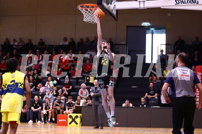 28.04.2024, Graz, Raiffeisen Sportpark Graz, Basketball Superliga 2023/24, Playoffs, Viertelfinale, Spiel 4, UBSC Raiffeisen Graz - Raiffeisen Flyers Wels 