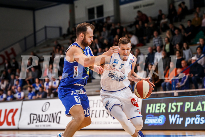 Basketball, Admiral Basketball Superliga 2019/20, Grunddurchgang 11.Runde, Oberwart Gunners, Gmunden Swans, Andrius Mikutis (5)