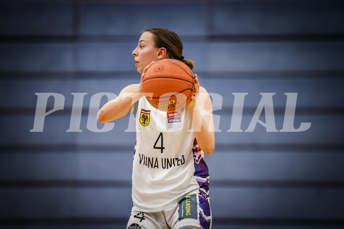 Basketball, win2day Damen Basketball Superliga 2021/22, Finale Spiel 2, BK Duchess, Vienna United, Zoe Sonvilla (4)