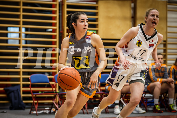 Basketball, win2day Damen Basketball Superliga 2021/22, Finale Spiel 2, BK Duchess, Vienna United, Sanela Vujcic (13)