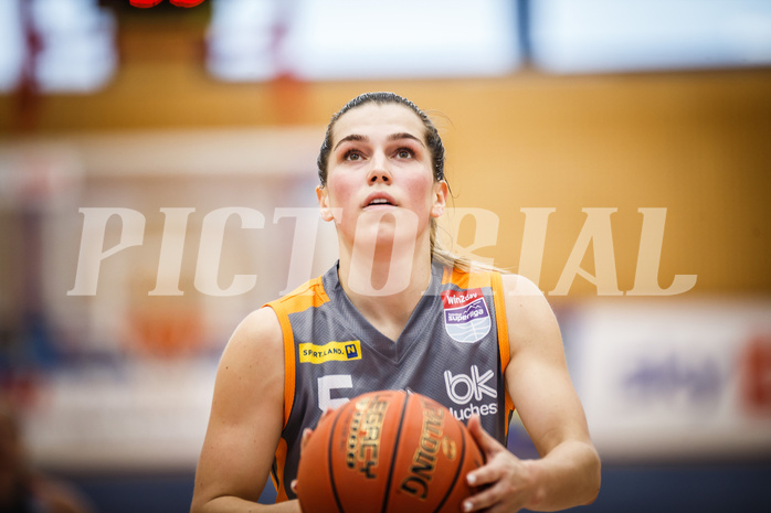 Basketball, win2day Damen Basketball Superliga 2021/22, Finale Spiel 2, BK Duchess, Vienna United, Lisa Zderadicka (5)