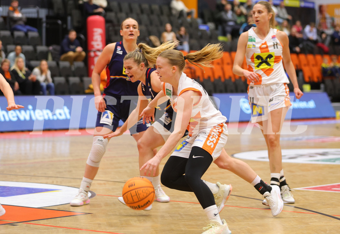 Basketball Damen Superliga 2023/24, Grunddurchgang Spiel 4 BK Duchess Klosterneuburg vs. SKN St.Pölten


