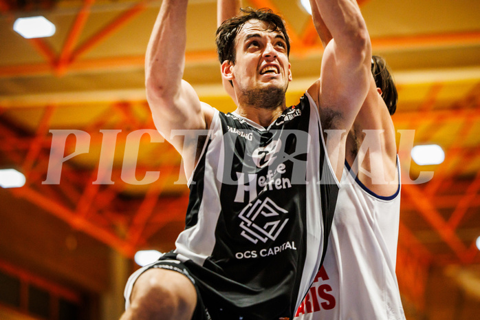 Basketball, win2day Basketball Superliga 2023/224, Grunddurchgang Runde 8, BBC Nord Dragonz, Kapfenberg Bulls, Nemanja Krstic (22)