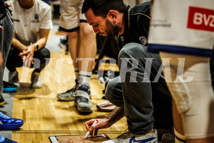 Basketball, win2day Basketball Superliga 2023/224, Grunddurchgang Runde 8, BBC Nord Dragonz, Kapfenberg Bulls, Felix Jambor (Head Coach)