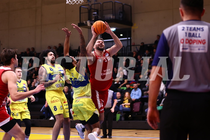 08.12.2023, Graz, Raiffeisen Sportpark Graz, Basketball Superliga 2023/24, Grunddurchgang, Runde 11, UBSC Raiffeisen Graz vs. BC Vienna