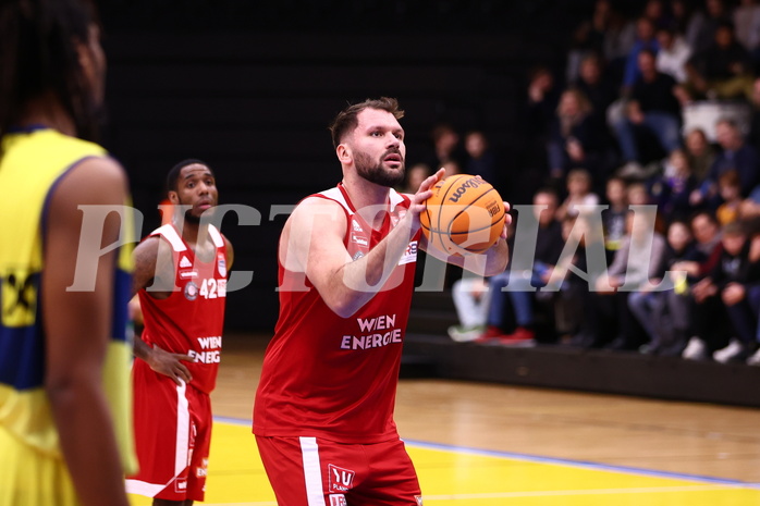 08.12.2023, Graz, Raiffeisen Sportpark Graz, Basketball Superliga 2023/24, Grunddurchgang, Runde 11, UBSC Raiffeisen Graz vs. BC Vienna