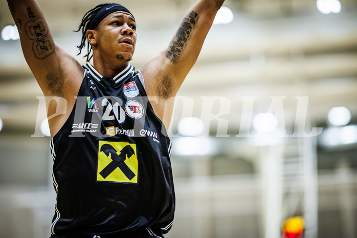 Basketball, Win2Day Superliga 2023/24, Grunddurchgang 11.Runde, Vienna Timberwolves, Flyers Wels, Christopher Ferguson (20)