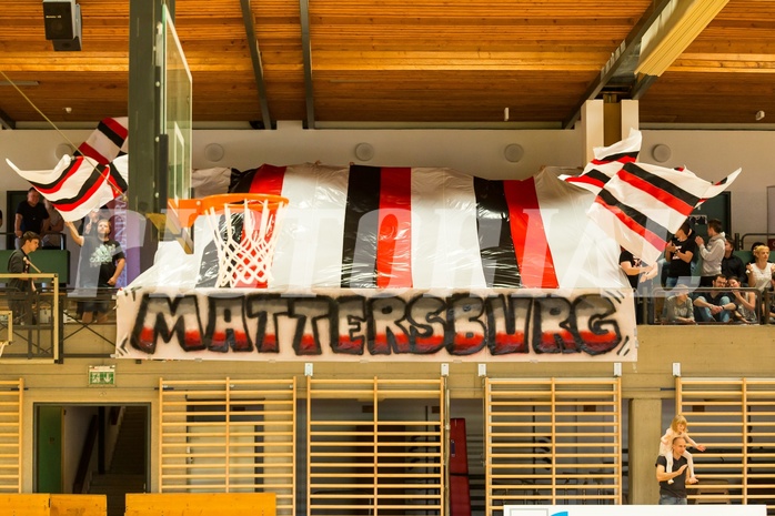Basketball, 2.Bundesliga, Playoff VF Spiel 1, Mattersburg Rocks, Vienna D.C. Timberwolves, Mattersburg Choreografie