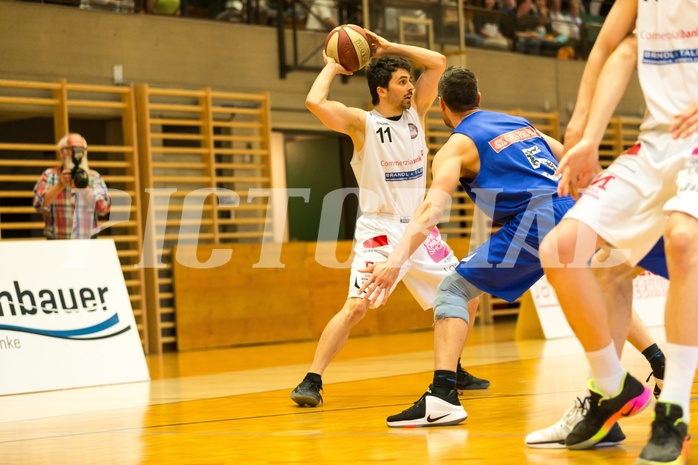 Basketball, 2.Bundesliga, Playoff VF Spiel 1, Mattersburg Rocks, Vienna D.C. Timberwolves, Stefan ULREICH (11), David Geisler (5)