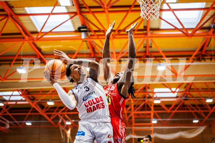 Basketball, win2day Basketball Superliga 2024/25, Playoffs Viertelfinale 2. Spiel
, BBC Nord Dragonz, Flyers Wels, Rayshawn Mart (3)