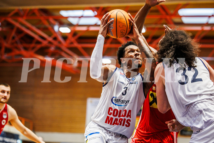 Basketball, win2day Basketball Superliga 2024/25, Playoffs Viertelfinale 2. Spiel
, BBC Nord Dragonz, Flyers Wels, Rayshawn Mart (3)