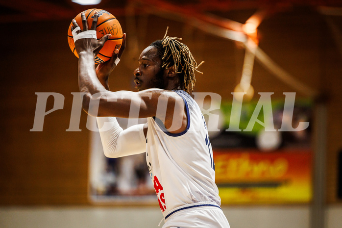 Basketball, win2day Basketball Superliga 2024/25, Grunddurchgang Runde 7, BBC Nord Dragonz, Traiskirchen Lions, Peter Turay (12)